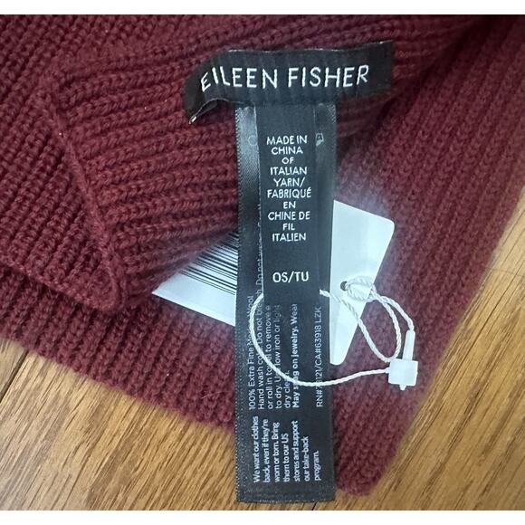Eileen Fisher long Ribbed Edge Burgundy wool scarf NEW - Picture 2 of 3